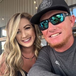 Meet your Posher, Riki